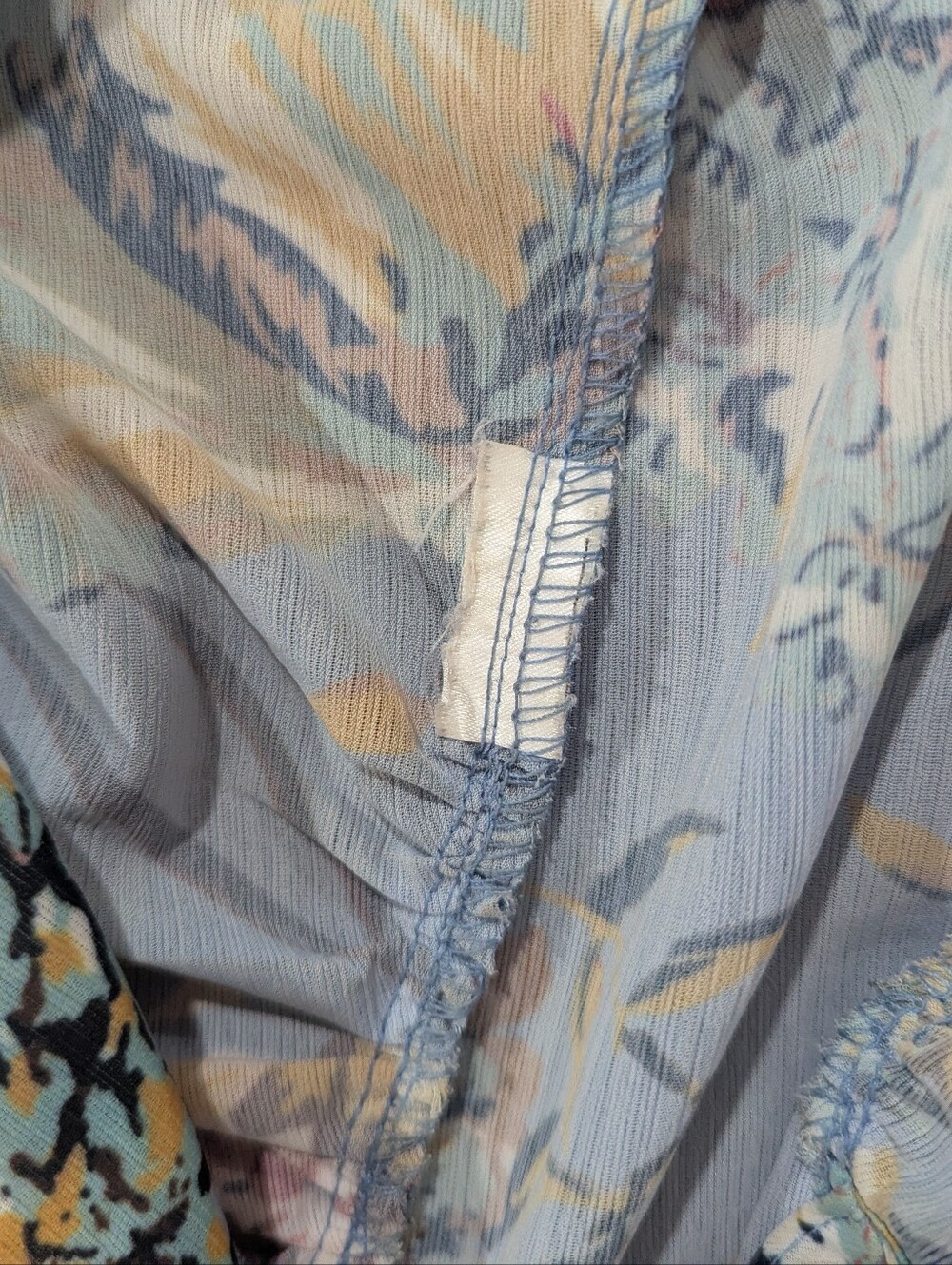 Floral Kimono Coverup Light Blue With Pink Flowers Botanical Boho Relaxed *EUC - Picture 7 of 7